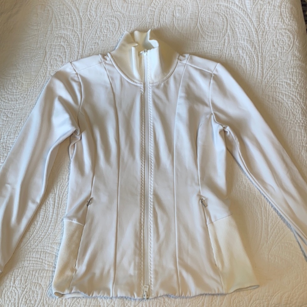 Athleta white full zip up ribbed jacket. Size medium
